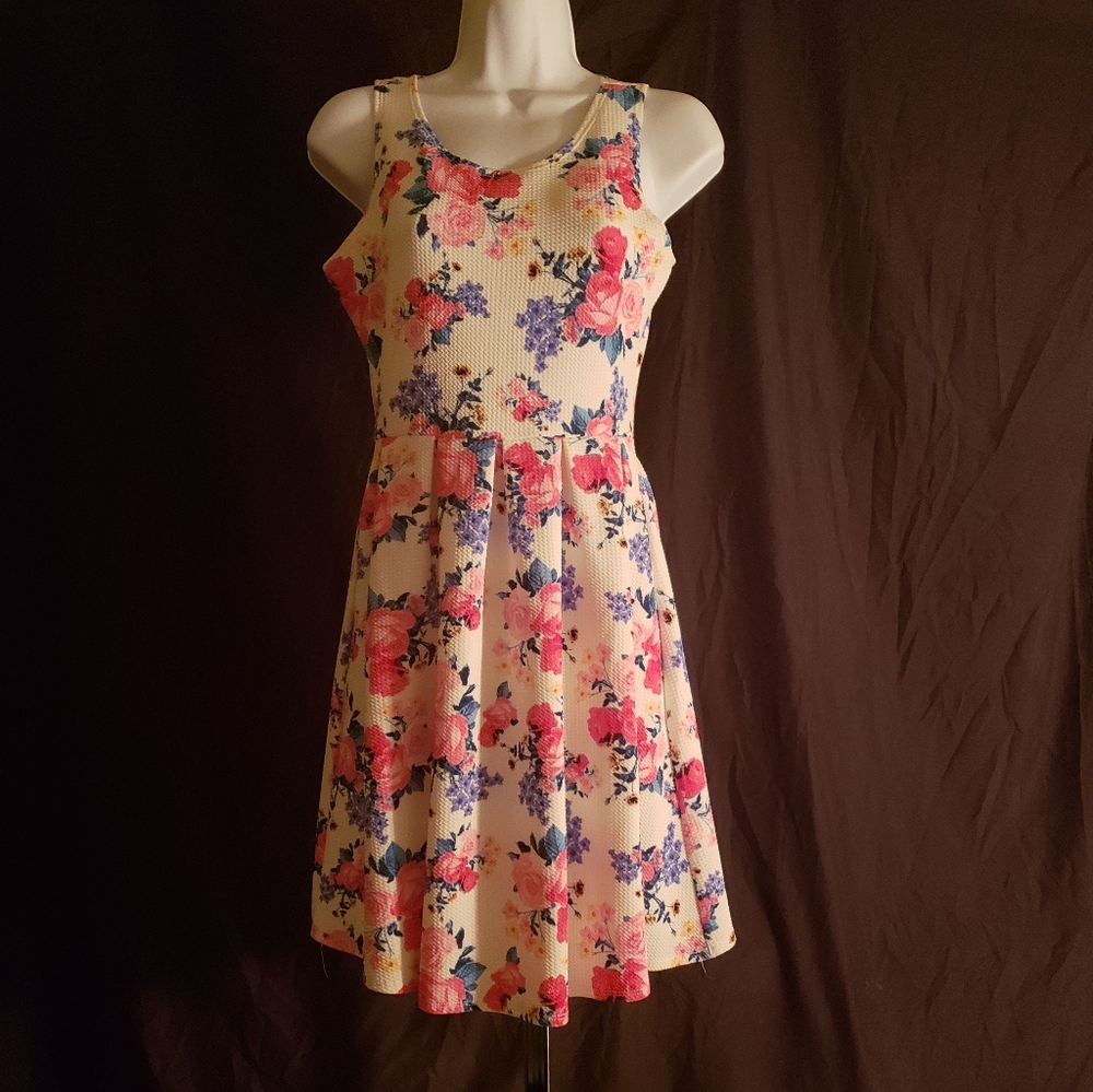 Girls Floral Sleeveless Dress Keyhole Back